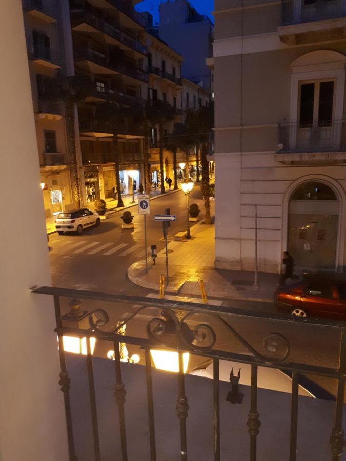 Palazzo Berardi Bed & Breakfast Taranto Eksteriør bilde