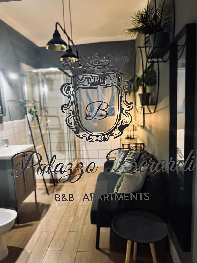 Palazzo Berardi Bed & Breakfast Taranto Eksteriør bilde