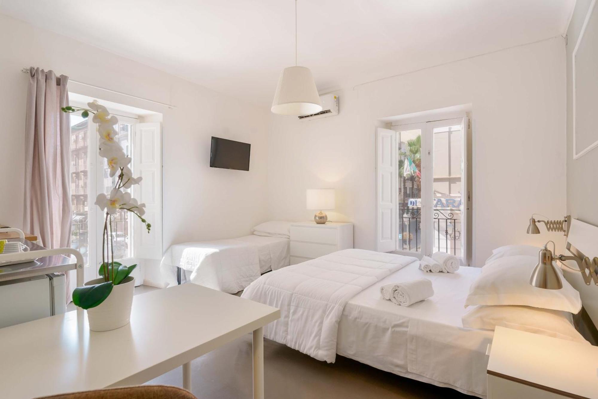 Palazzo Berardi Bed & Breakfast Taranto Eksteriør bilde