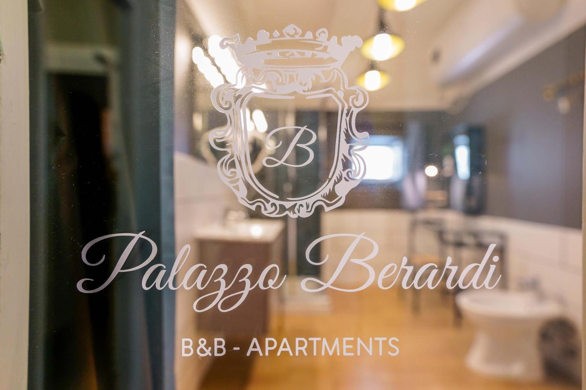 Palazzo Berardi Bed & Breakfast Taranto Eksteriør bilde